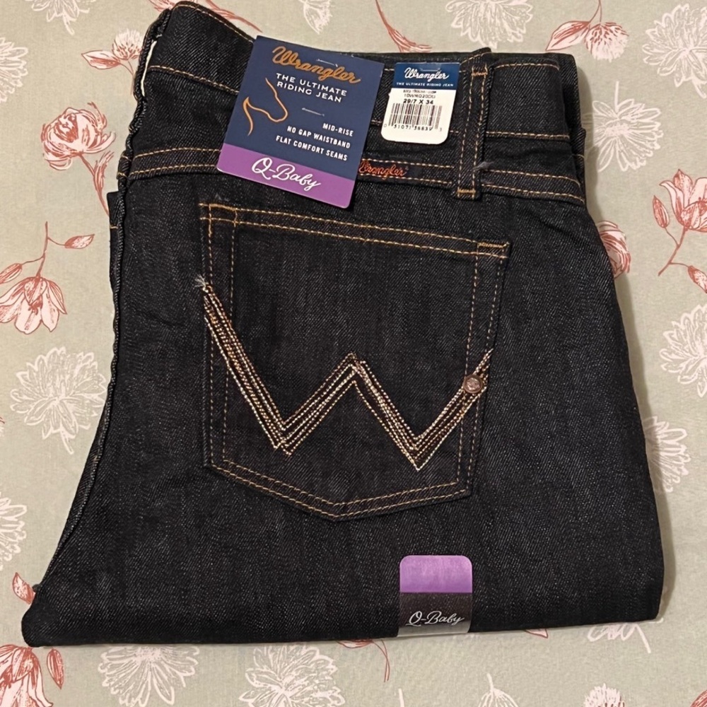 Women Wrangler NWT